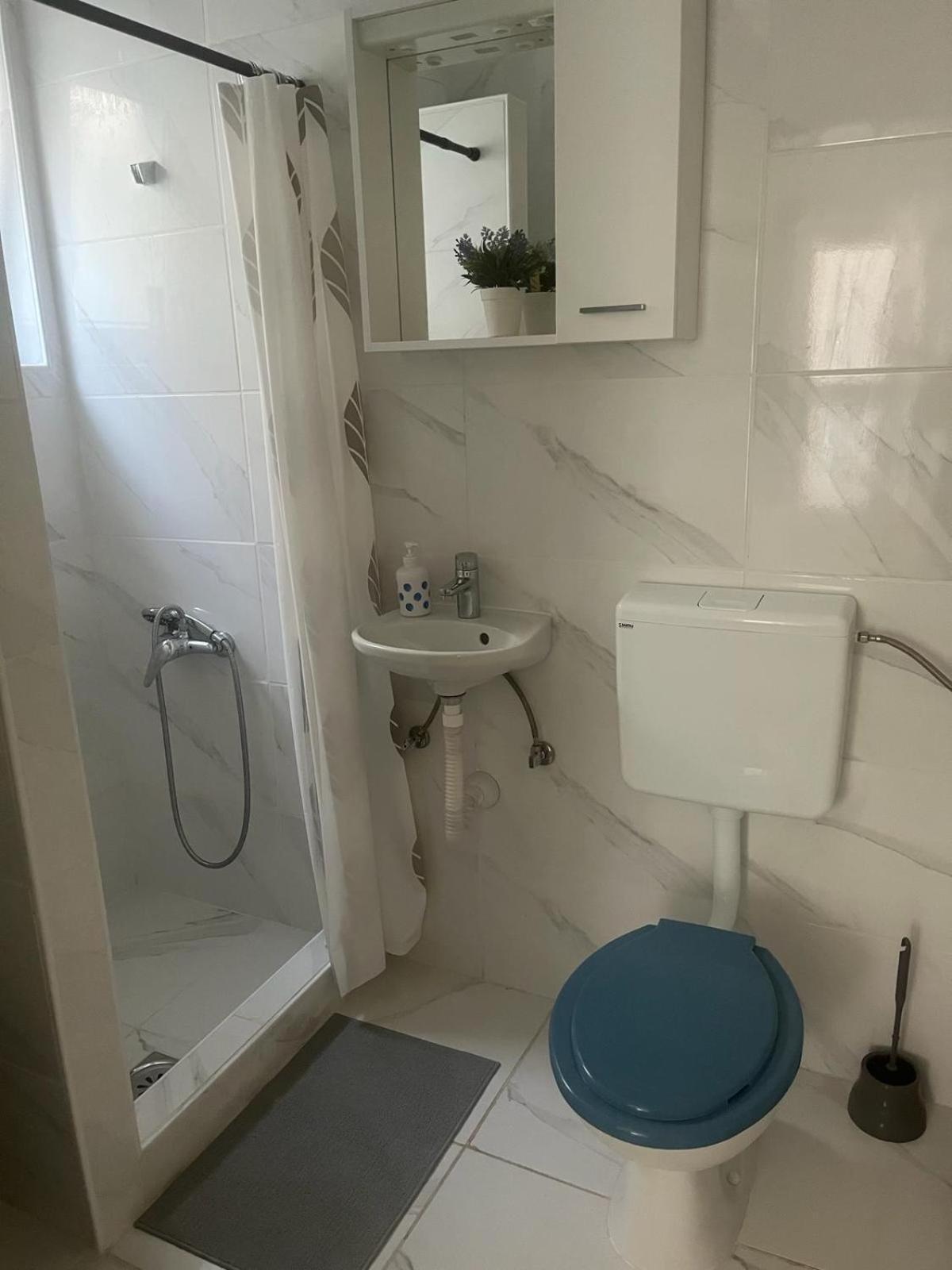 Marina Apartmani Tisno Murter Exteriér fotografie