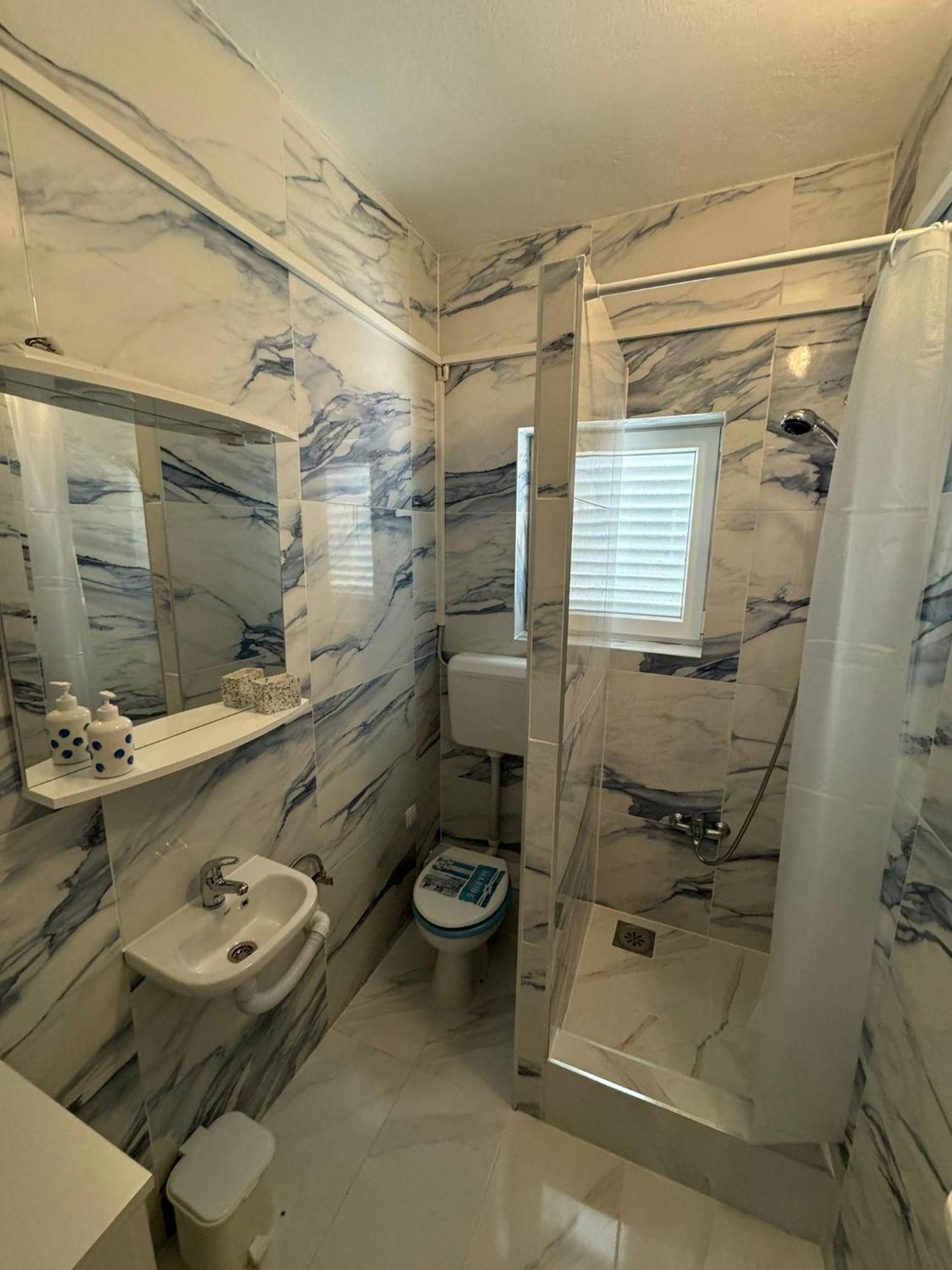 Marina Apartmani Tisno Murter Exteriér fotografie