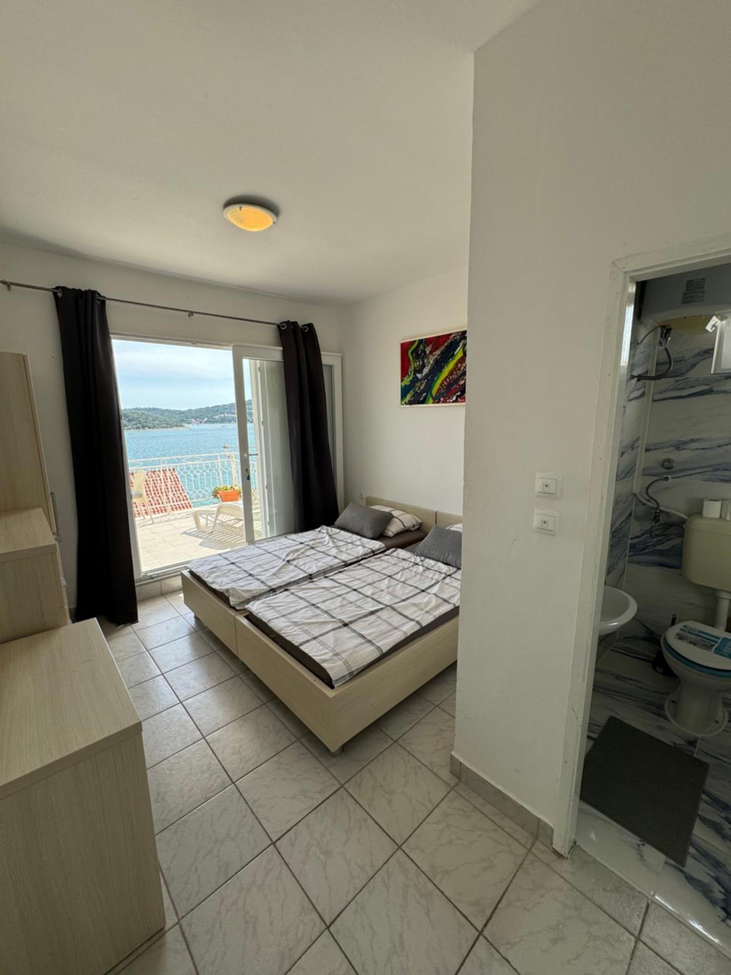 Marina Apartmani Tisno Murter Exteriér fotografie