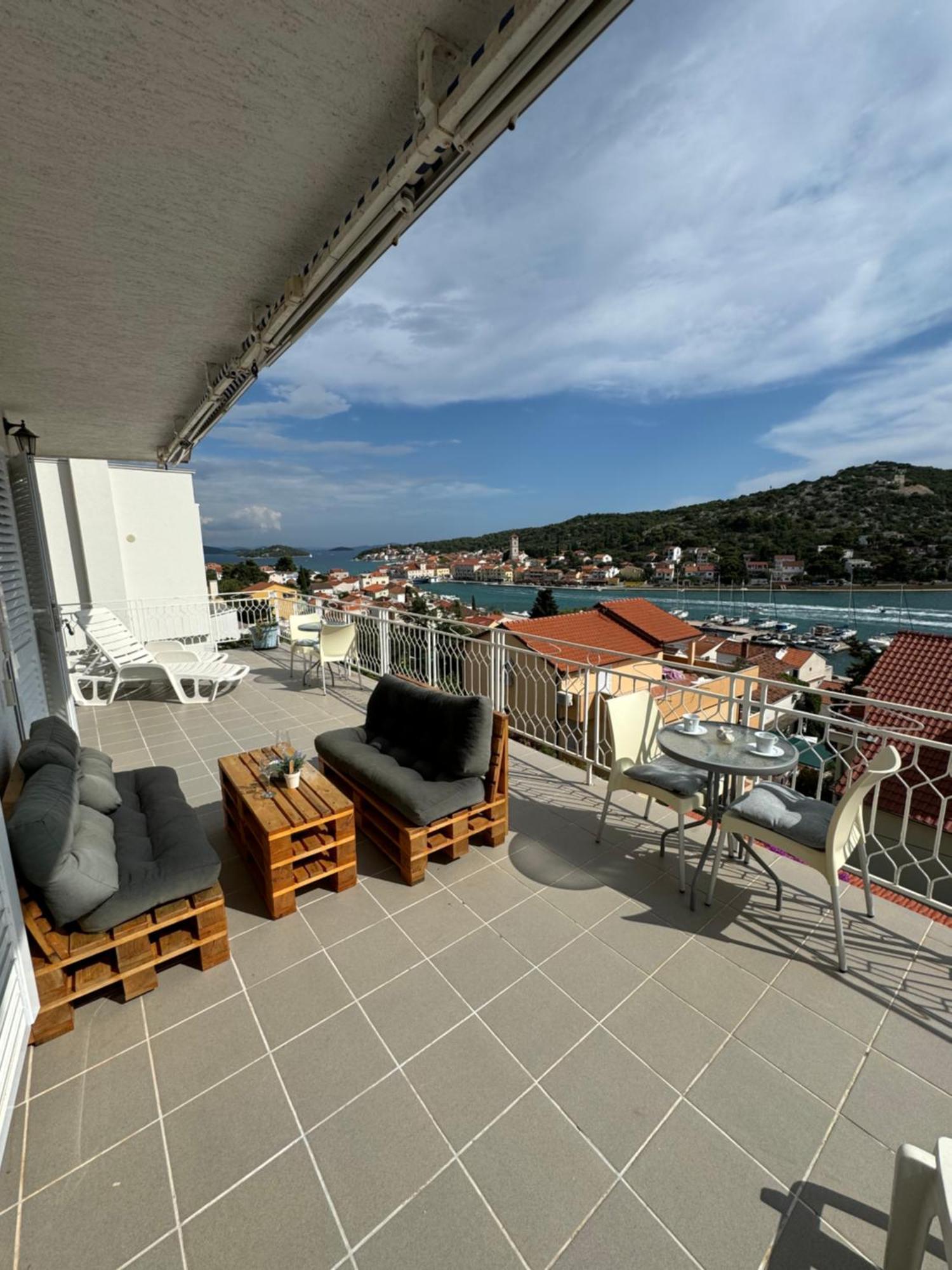 Marina Apartmani Tisno Murter Exteriér fotografie